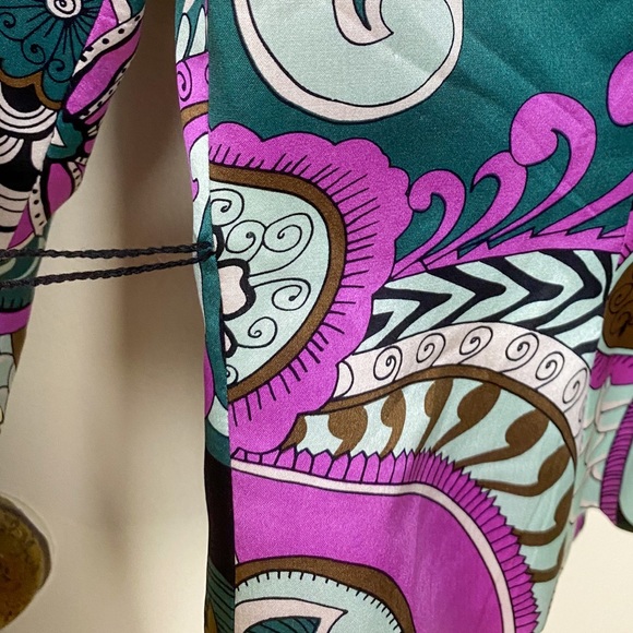 Whimsical purple vintage silk jacket - Picture 9 of 9